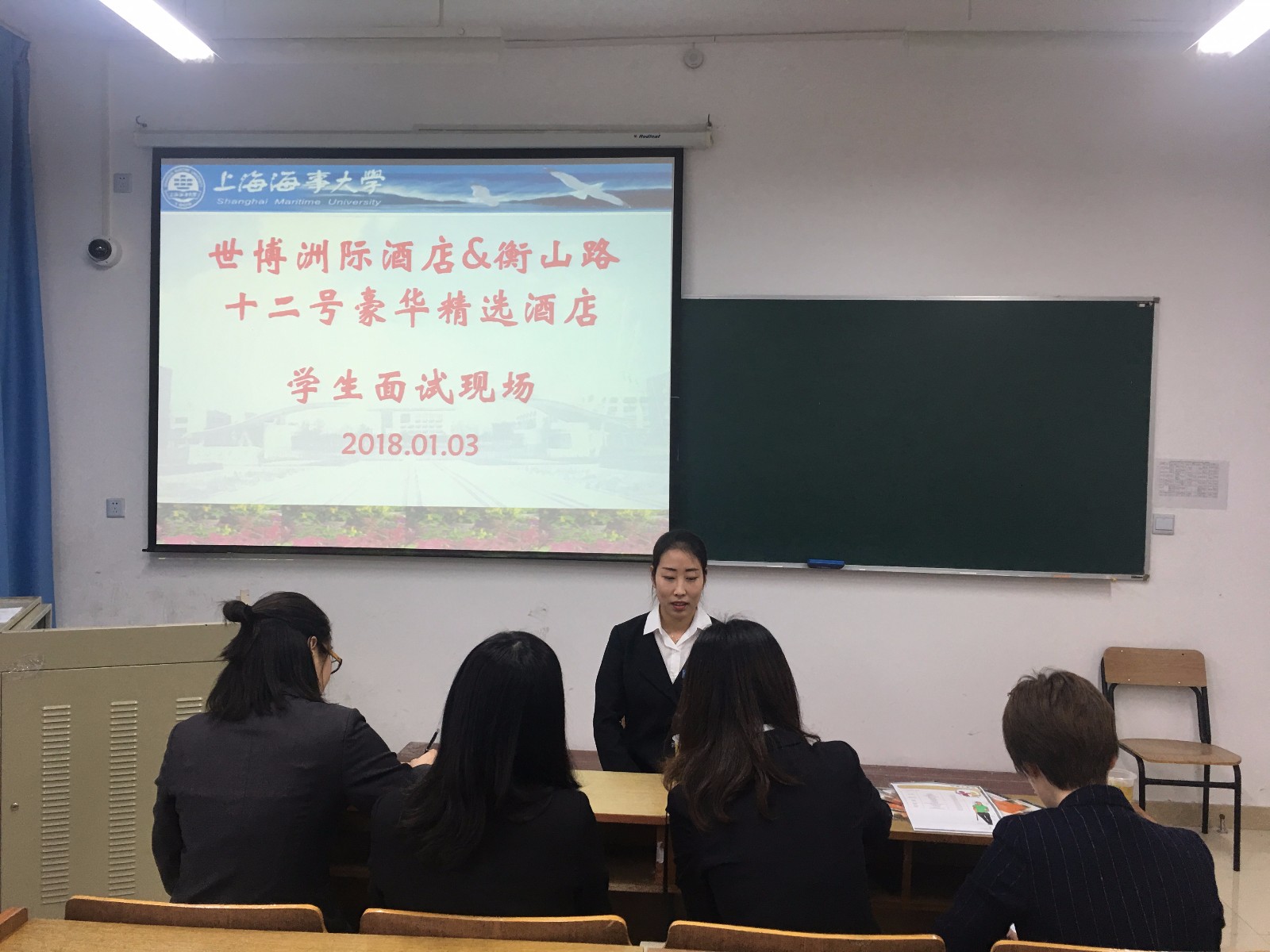 面試現場2.jpg